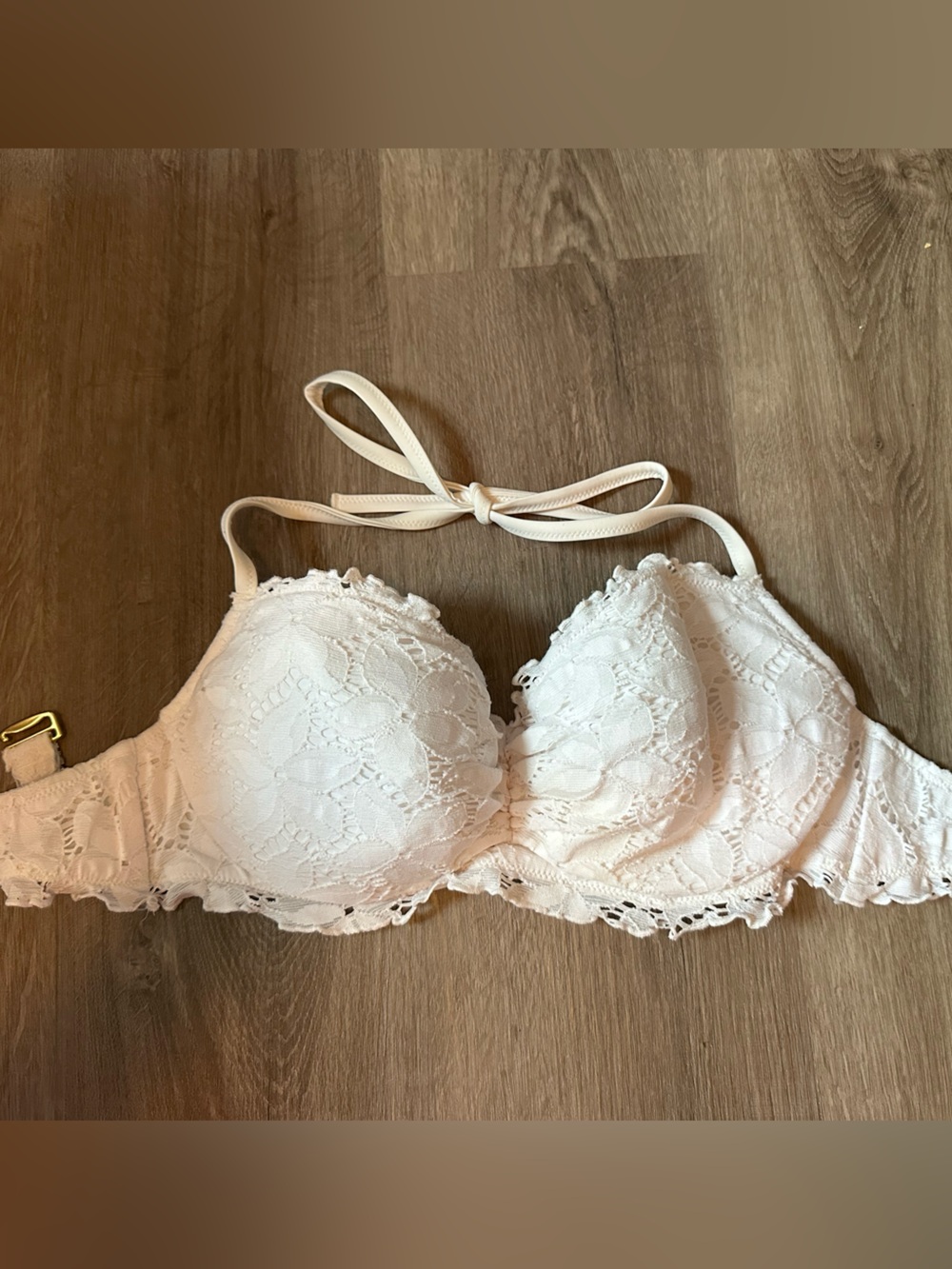 Victoria's Secret Lace Push-Up Bra in Ivory